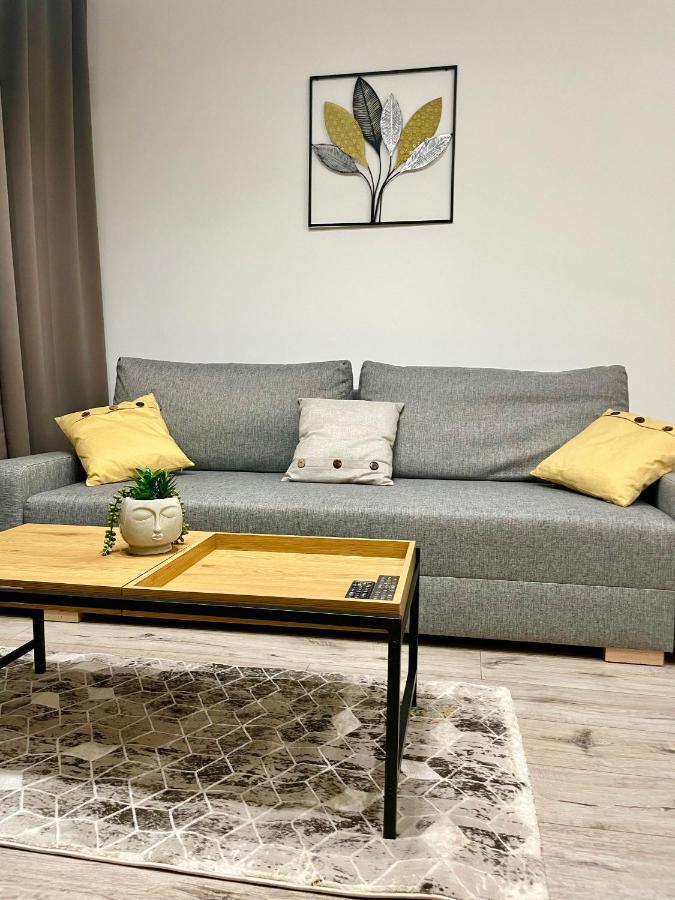 Apartments Sleep & Go Modlin Airport Nowy Dwór Mazowiecki Kültér fotó
