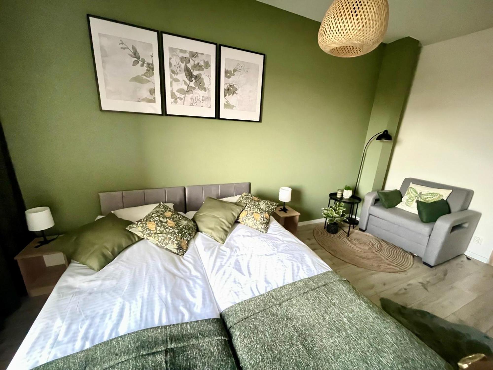 Apartments Sleep & Go Modlin Airport Nowy Dwór Mazowiecki Kültér fotó